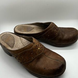 Dansko Brown Leather Mule Clogs Studs Floral Sz 9